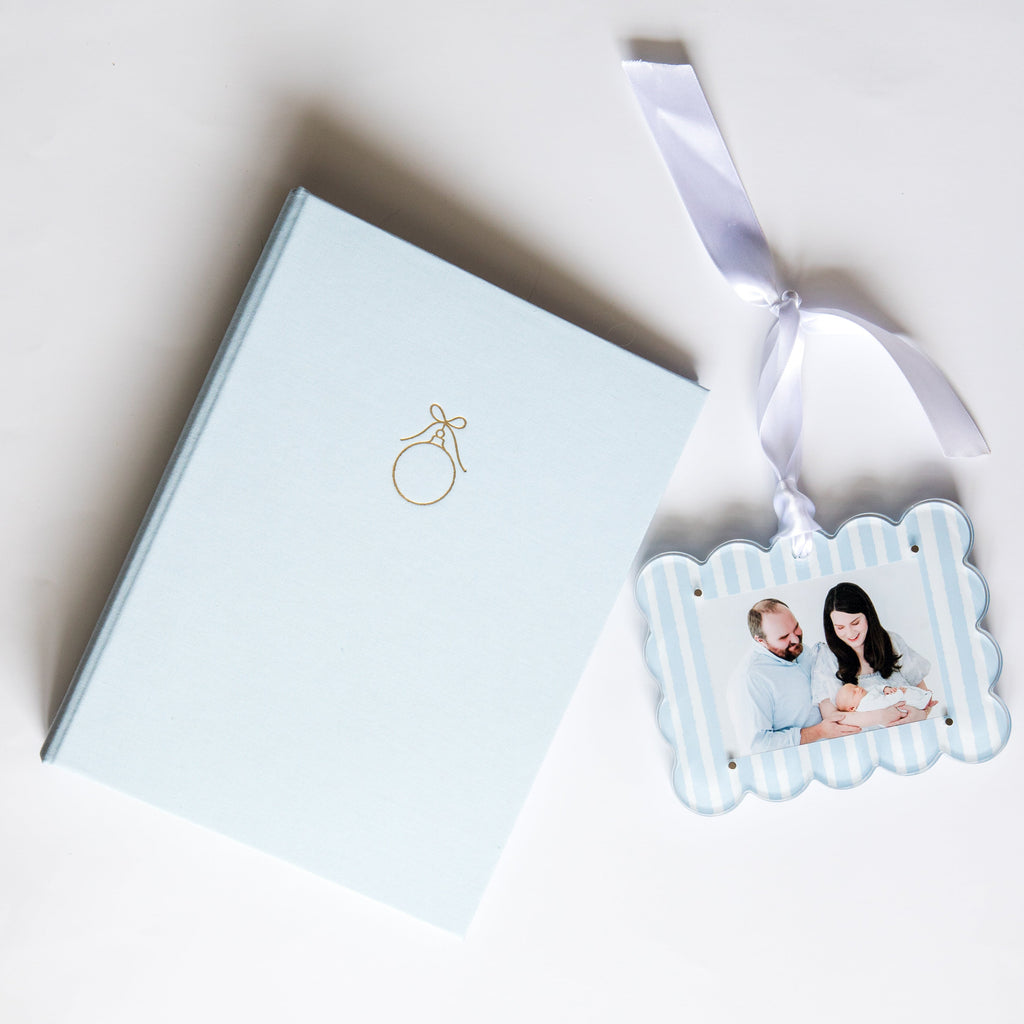 Scalloped Acrylic Photo Frame Ornament
